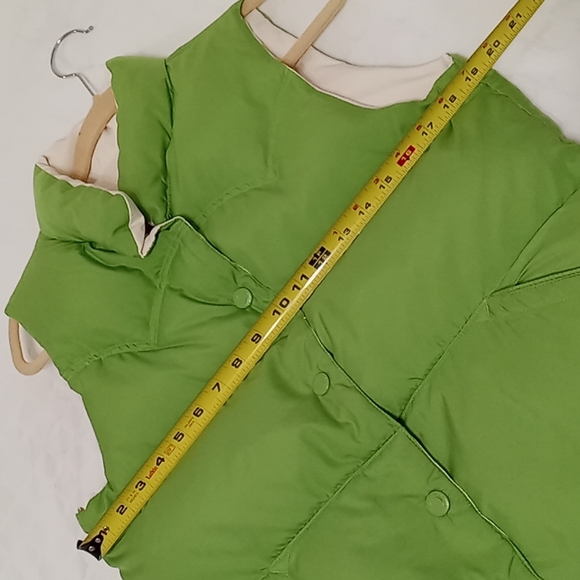 American Eagle Outfitters Reversible Puffer Vest - Picture 7 of 9